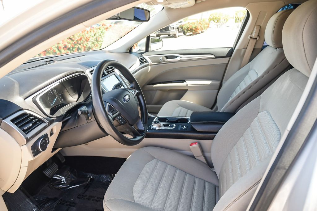Thumbnail: 2019 Ford Fusion - 11