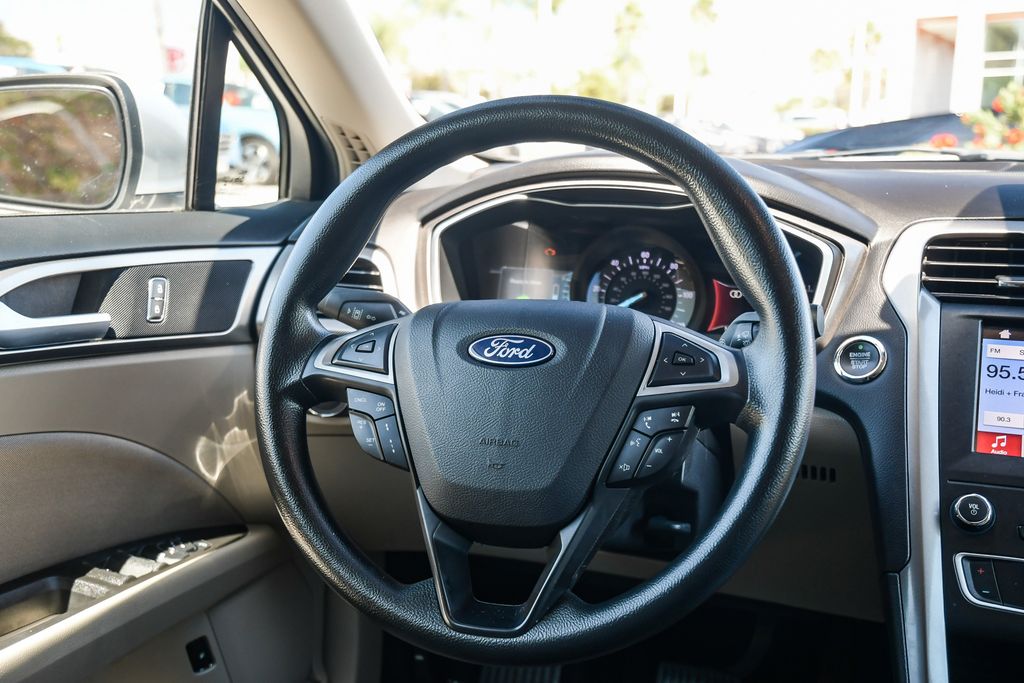 Thumbnail: 2019 Ford Fusion - 2