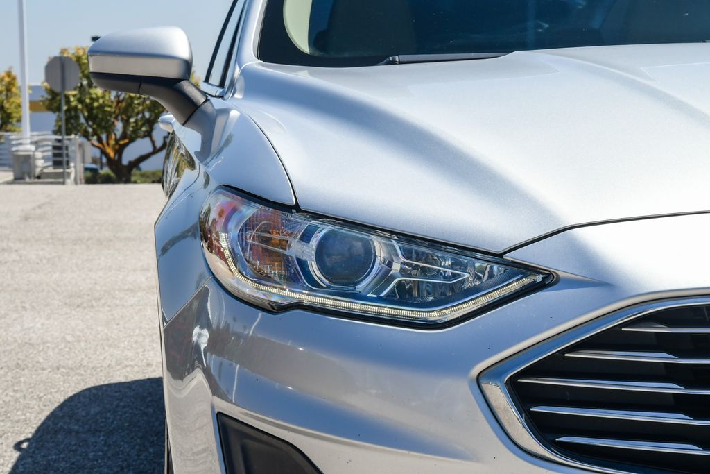 Thumbnail: 2019 Ford Fusion - 18