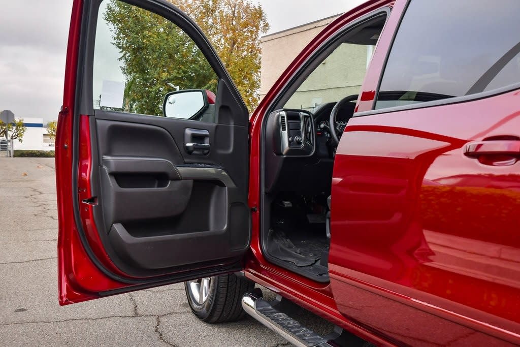 2018 Chevrolet Silverado 1500 LT 23