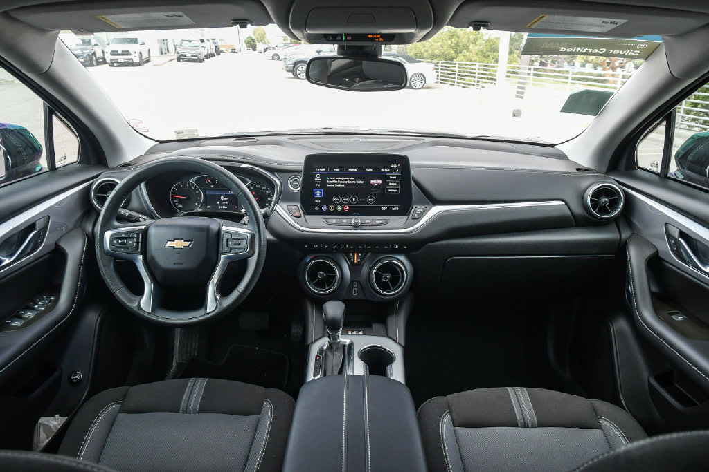Thumbnail: 2023 Chevrolet Blazer - 8