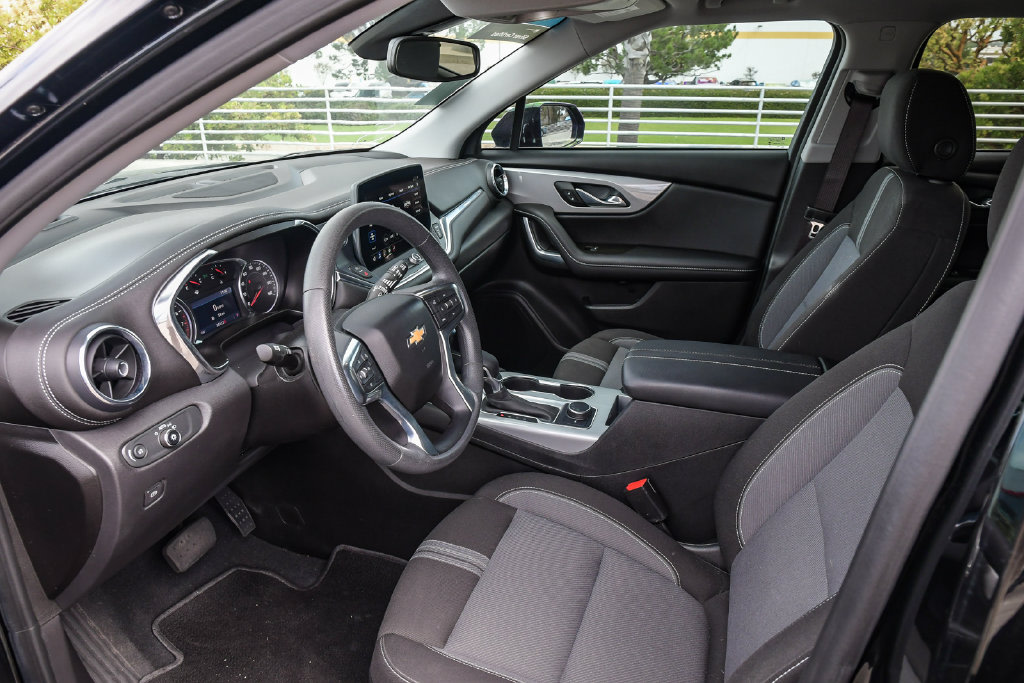 Thumbnail: 2023 Chevrolet Blazer - 10