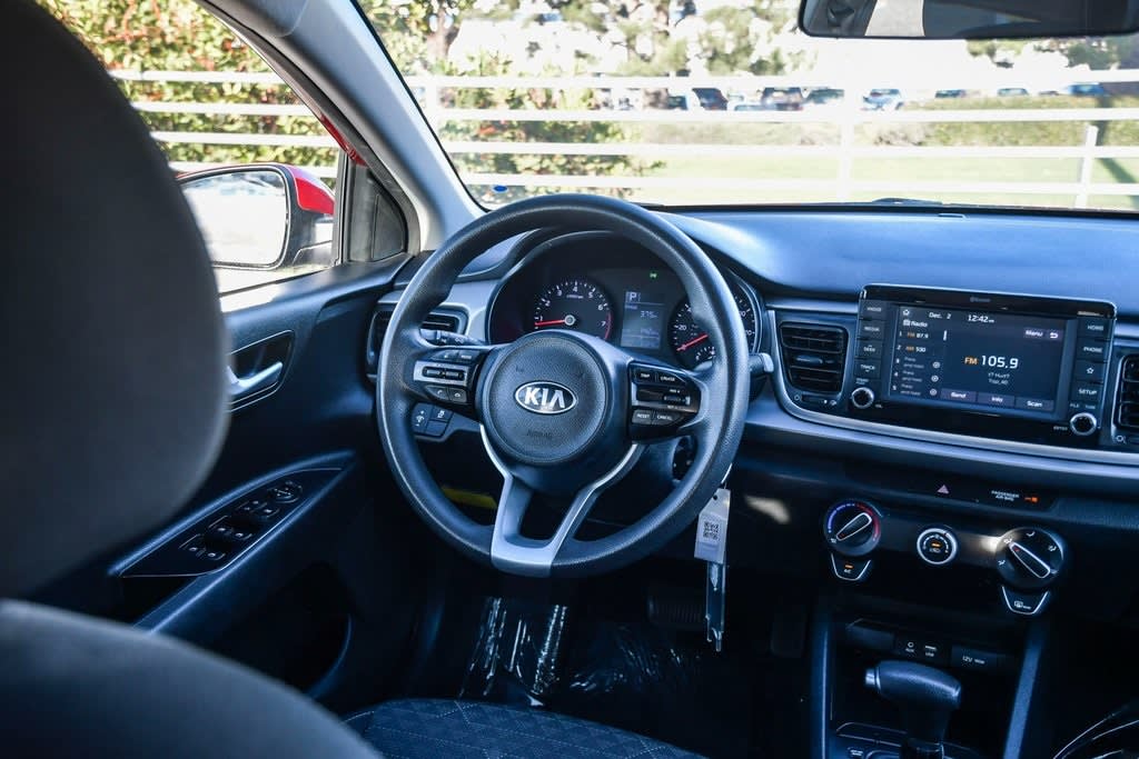 2020 Kia Rio S 7