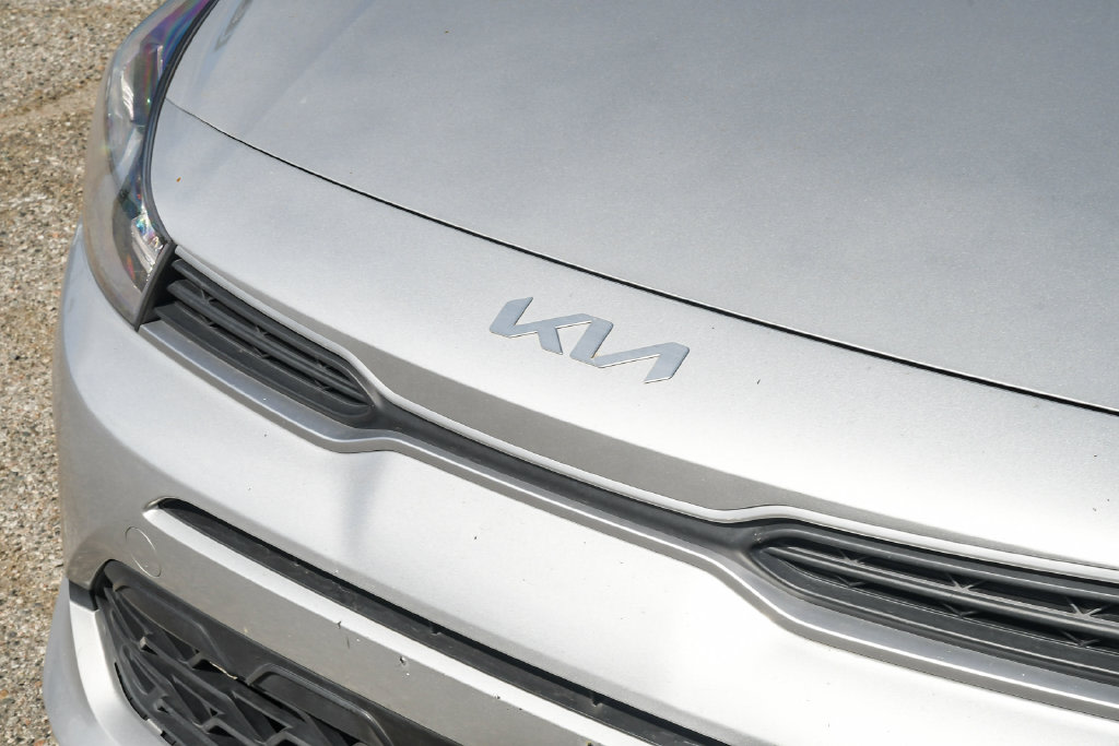 Thumbnail: 2022 Kia Rio - 6