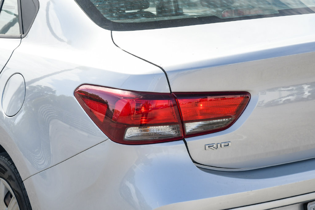 Thumbnail: 2022 Kia Rio - 20