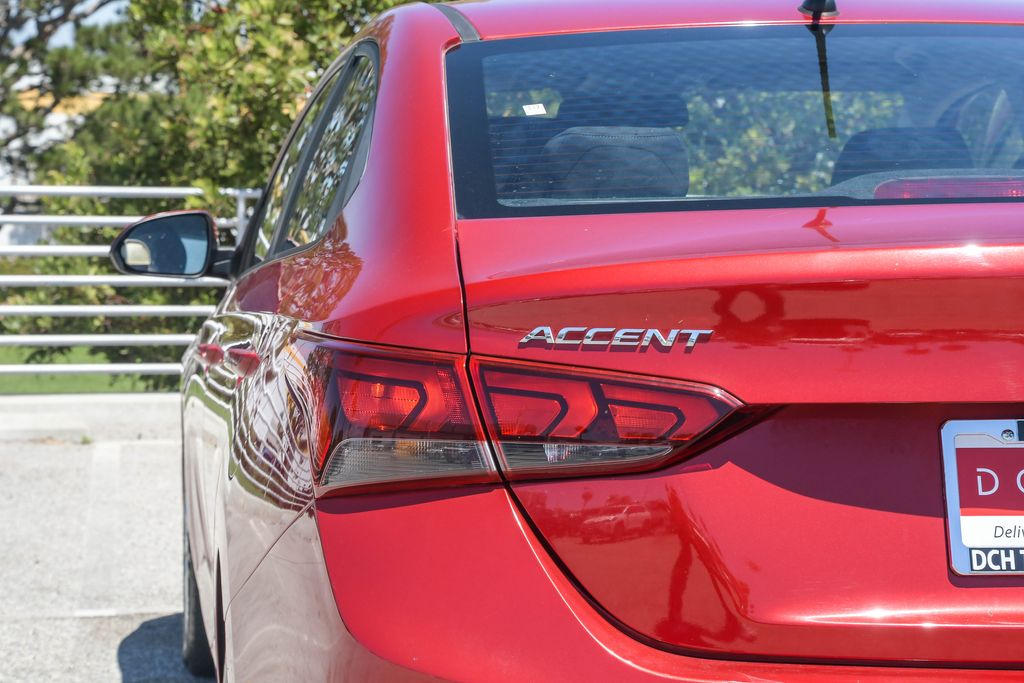 Thumbnail: 2018 Hyundai Accent - 21