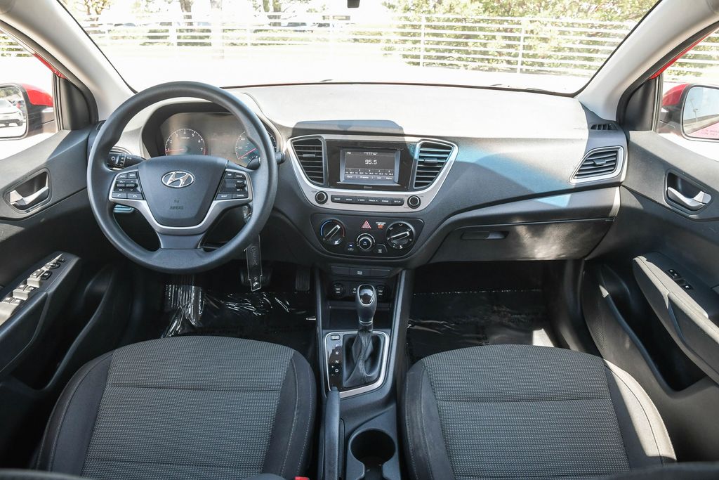 Thumbnail: 2018 Hyundai Accent - 8