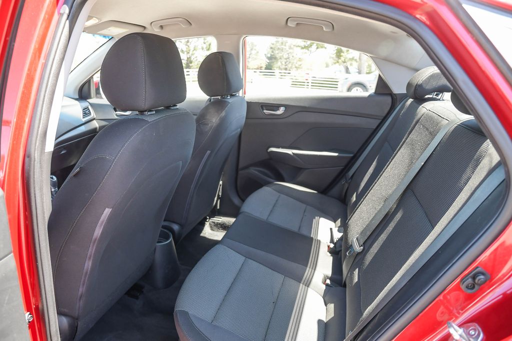 Thumbnail: 2018 Hyundai Accent - 11