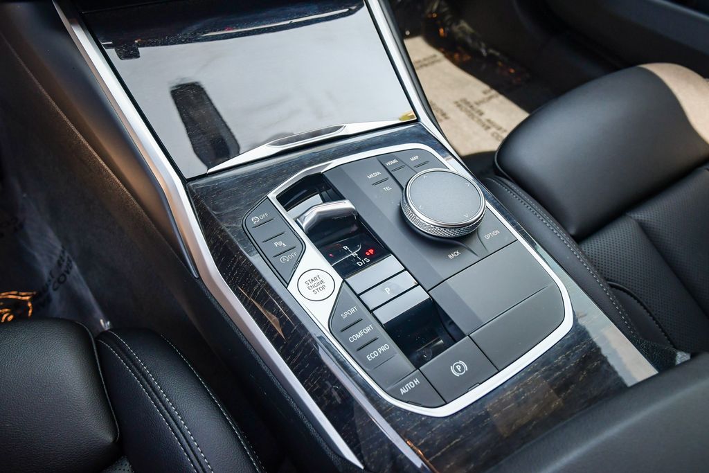 Thumbnail: 2023 BMW 3 Series - 15