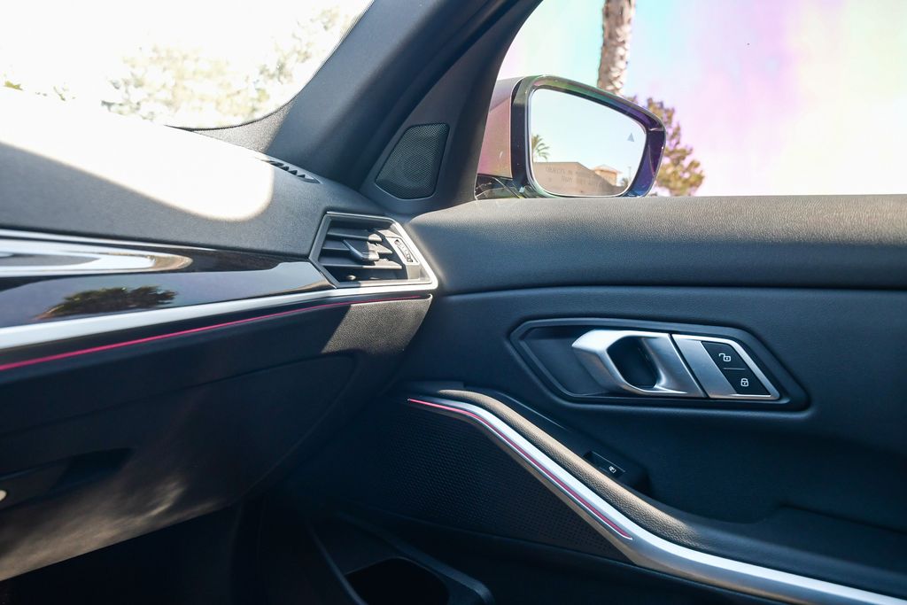 Thumbnail: 2023 BMW 3 Series - 27