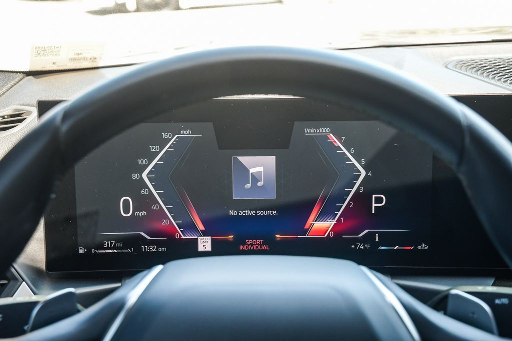 Thumbnail: 2023 BMW 3 Series - 16