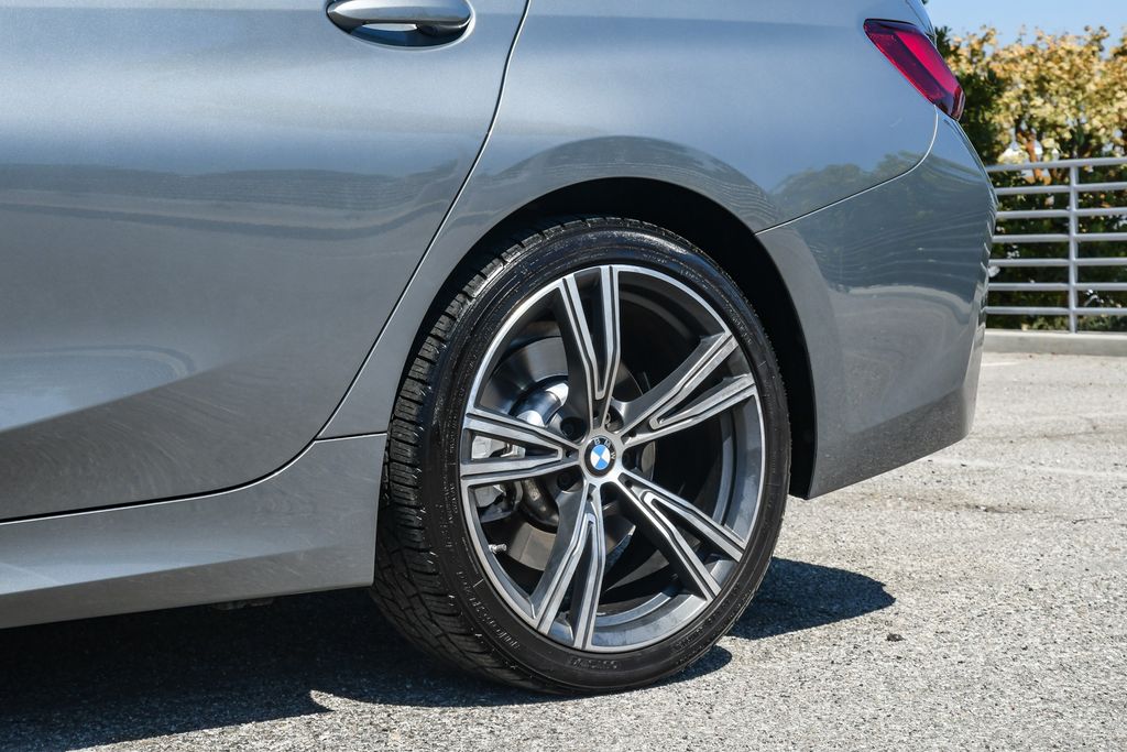 Thumbnail: 2023 BMW 3 Series - 22