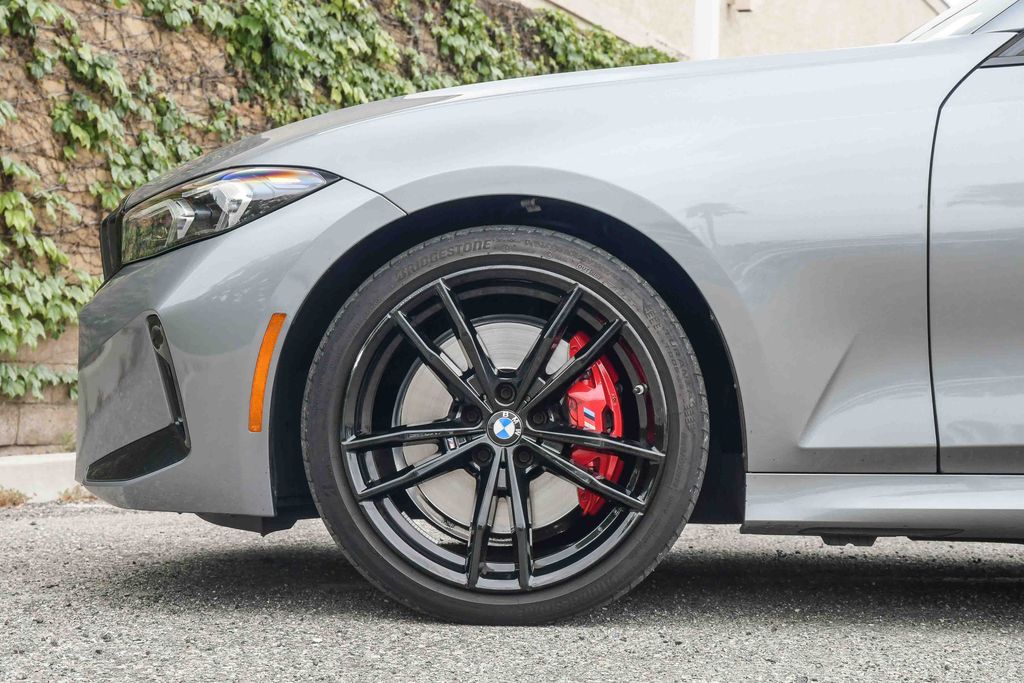 Thumbnail: 2024 BMW 3 Series - 7