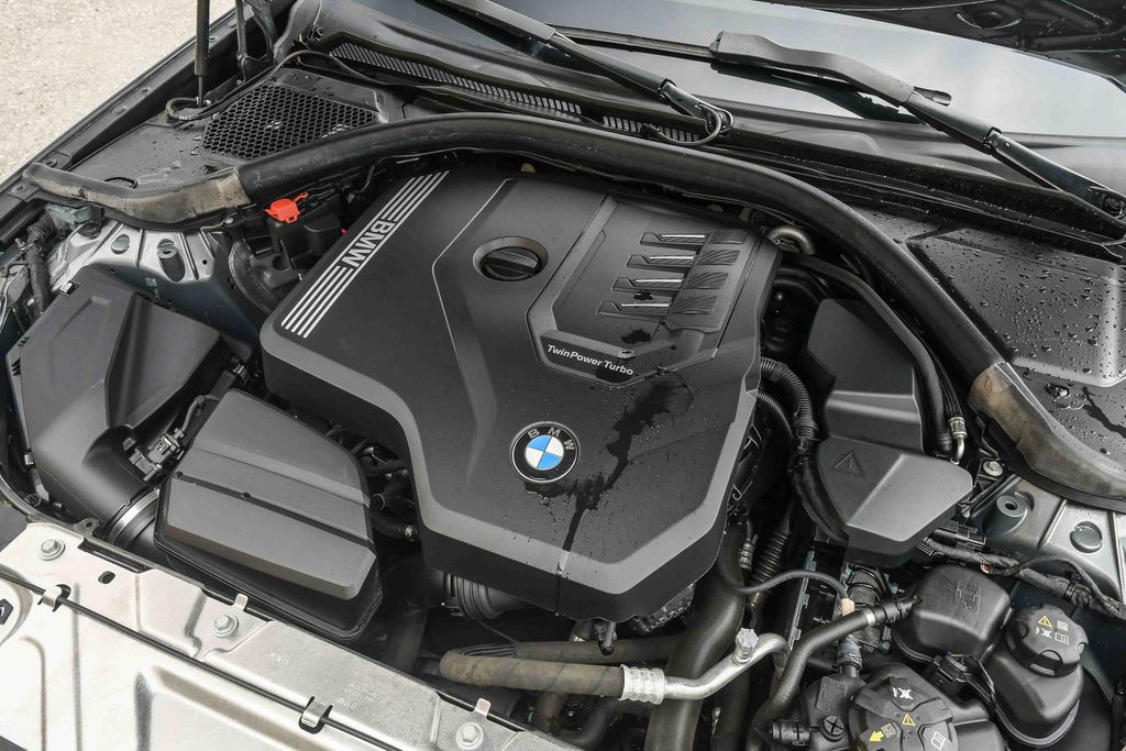 Thumbnail: 2024 BMW 3 Series - 8
