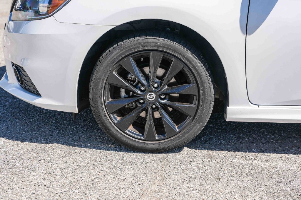 Thumbnail: 2018 Nissan Sentra - 21