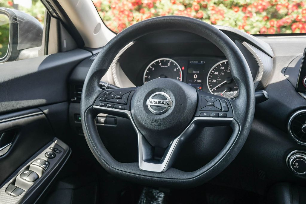 Thumbnail: 2020 Nissan Sentra - 2