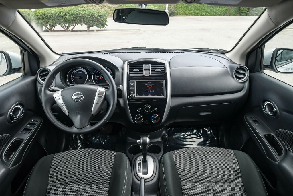 Thumbnail: 2019 Nissan Versa - 9