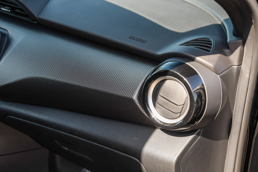 Thumbnail: 2020 Nissan Kicks - 23