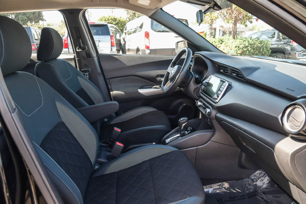 Thumbnail: 2020 Nissan Kicks - 10
