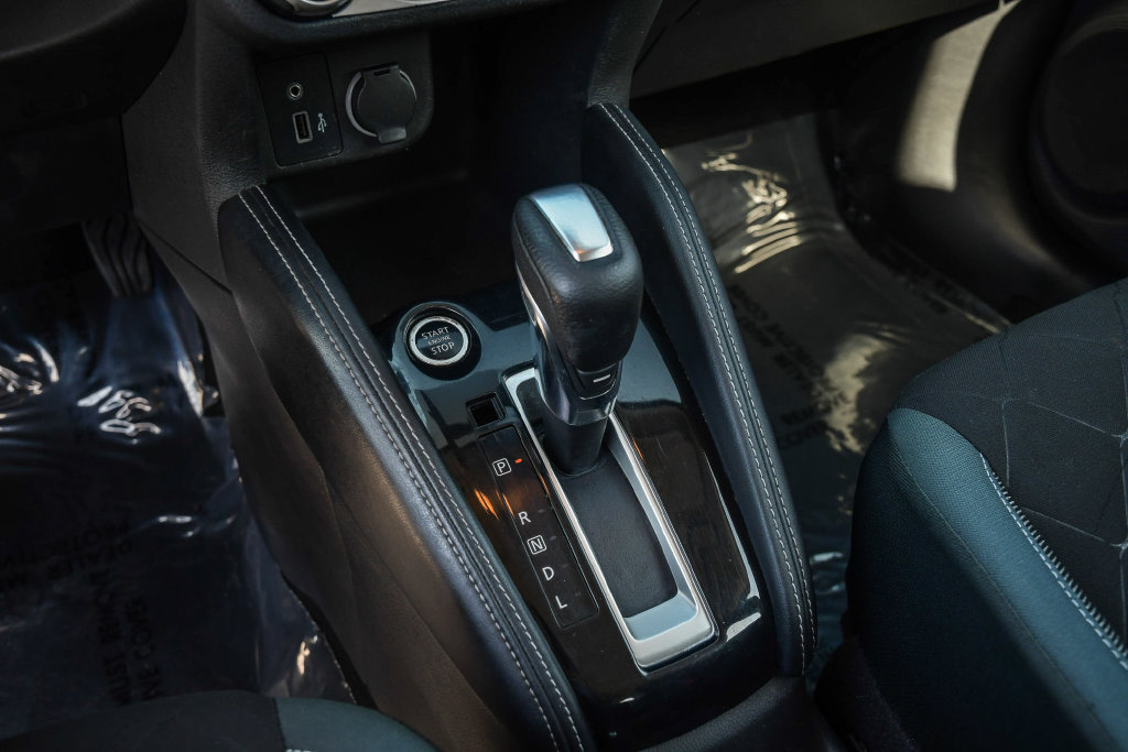 Thumbnail: 2020 Nissan Kicks - 14