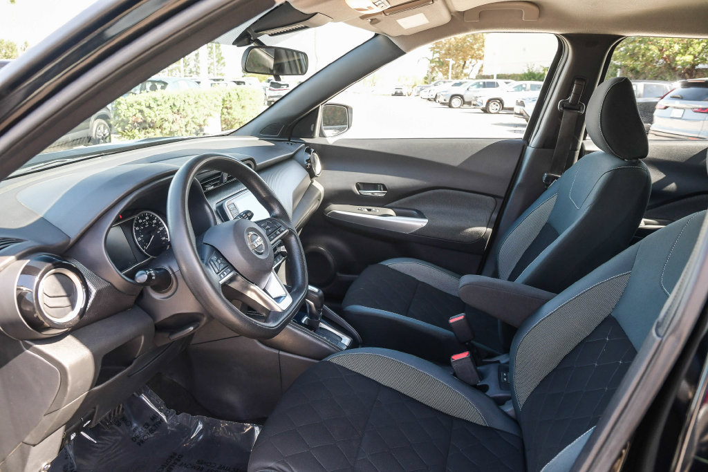 Thumbnail: 2020 Nissan Kicks - 11