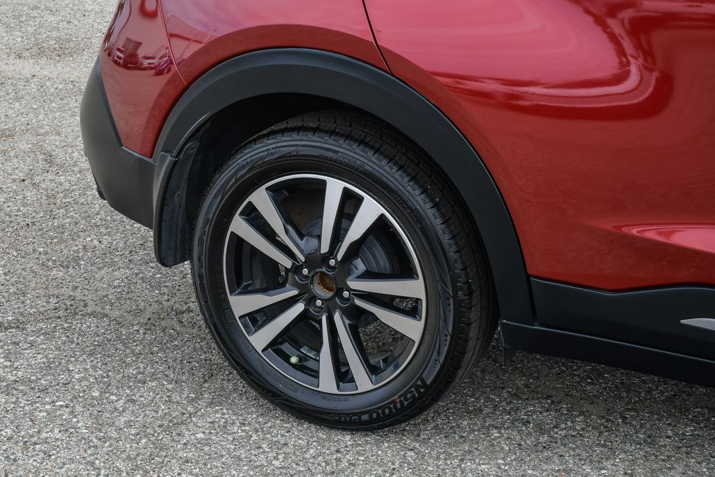 Thumbnail: 2020 Nissan Kicks - 6