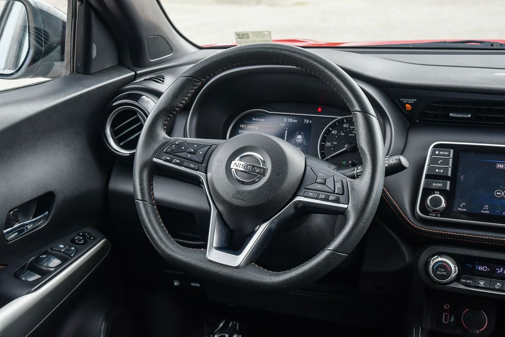 Thumbnail: 2020 Nissan Kicks - 2