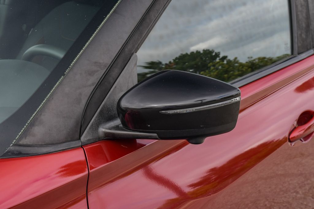 Thumbnail: 2020 Nissan Kicks - 18