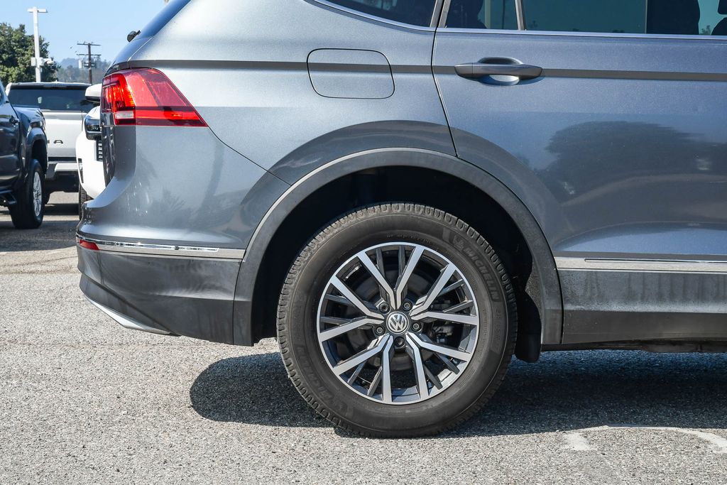 Thumbnail: 2020 Volkswagen Tiguan - 7