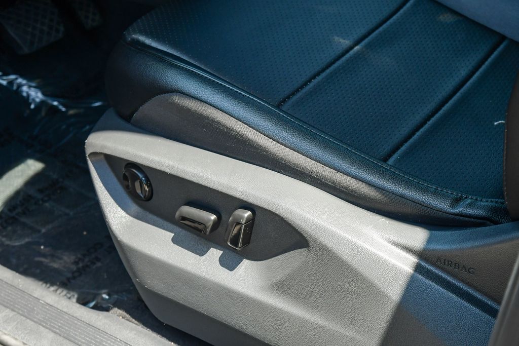 Thumbnail: 2020 Volkswagen Tiguan - 27
