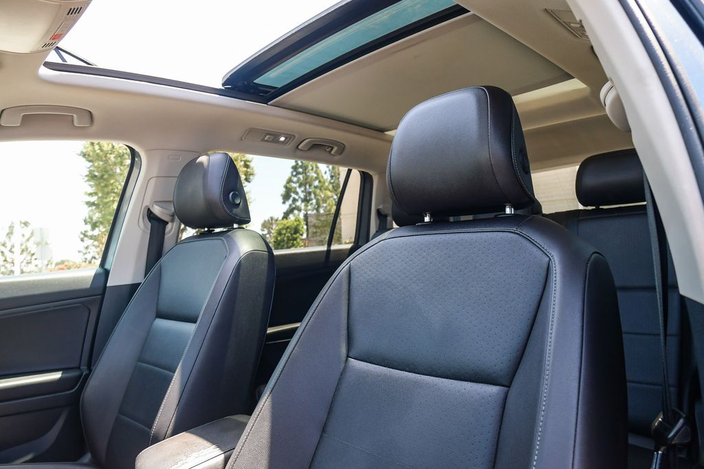 Thumbnail: 2020 Volkswagen Tiguan - 22