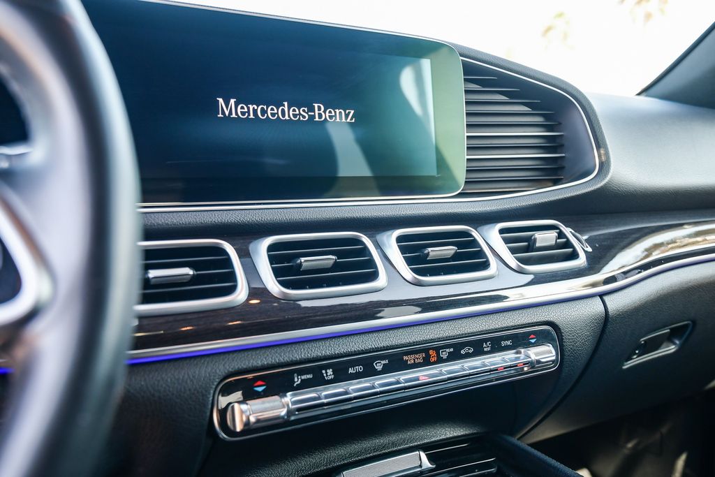 Thumbnail: 2020 Mercedes-Benz GLE - 26