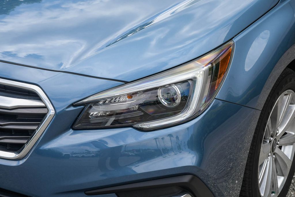 Thumbnail: 2018 Subaru Legacy - 18