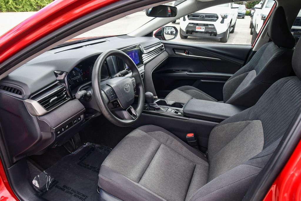Thumbnail: 2025 Toyota Camry - 10