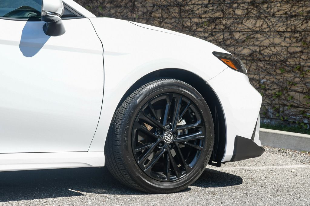 Thumbnail: 2025 Toyota Camry - 7