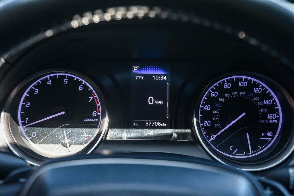 Thumbnail: 2021 Toyota Camry - 15