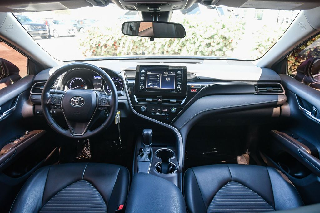 Thumbnail: 2021 Toyota Camry - 9