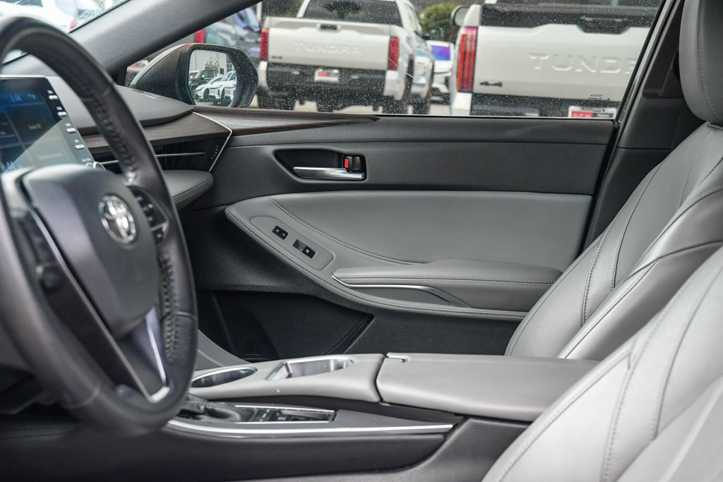 Thumbnail: 2021 Toyota Avalon - 23