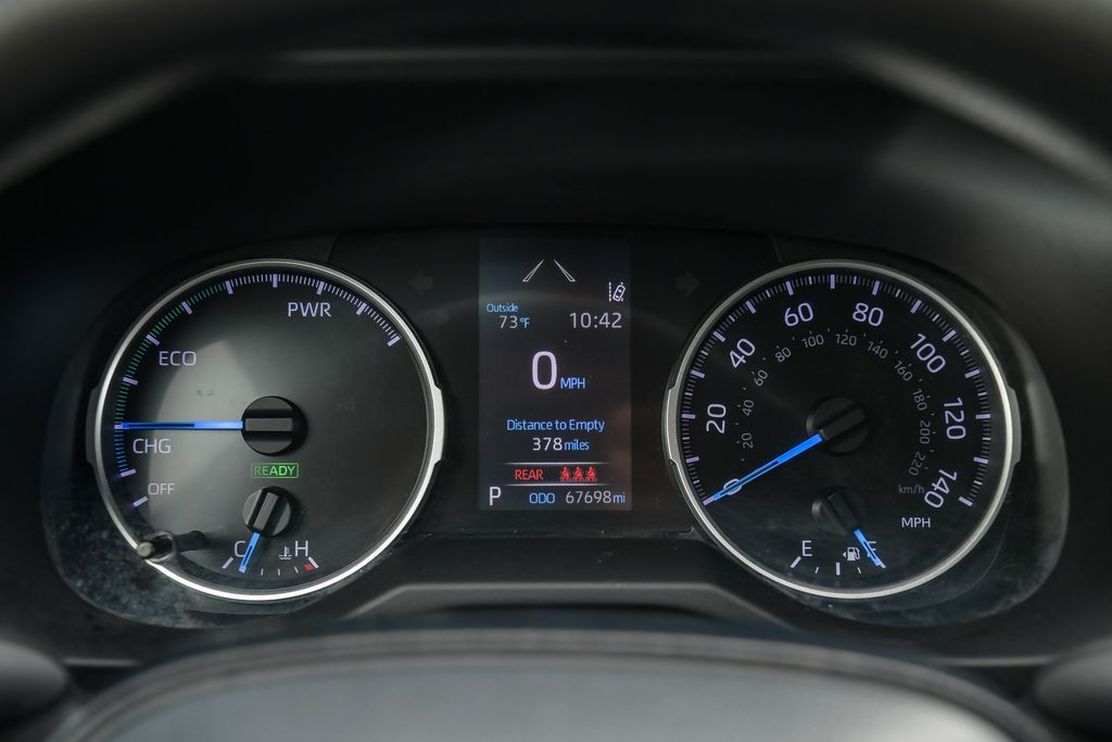 Thumbnail: 2021 Toyota RAV4 - 16