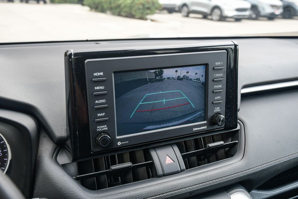 Thumbnail: 2021 Toyota RAV4 - 26