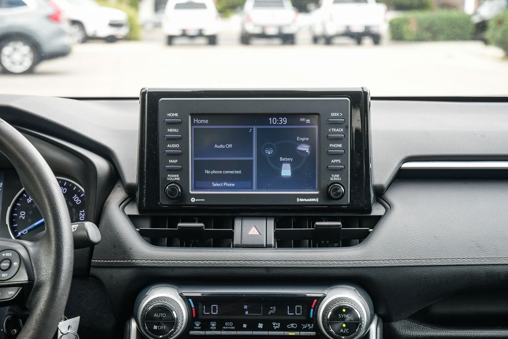 Thumbnail: 2021 Toyota RAV4 - 14