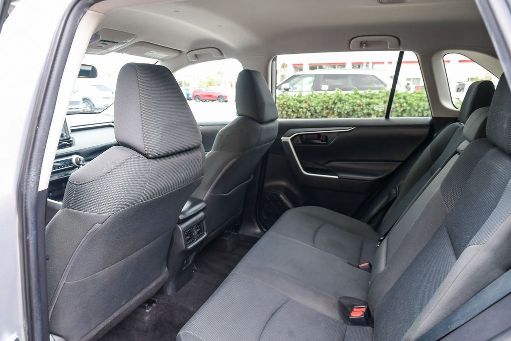 Thumbnail: 2021 Toyota RAV4 - 12