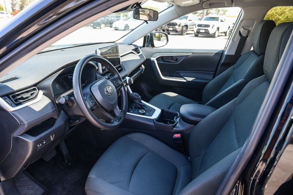 Thumbnail: 2023 Toyota RAV4 - 10