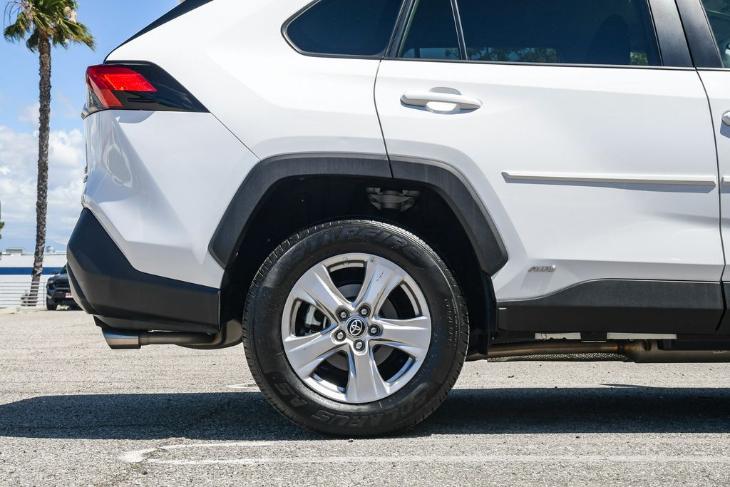 Thumbnail: 2023 Toyota RAV4 - 6