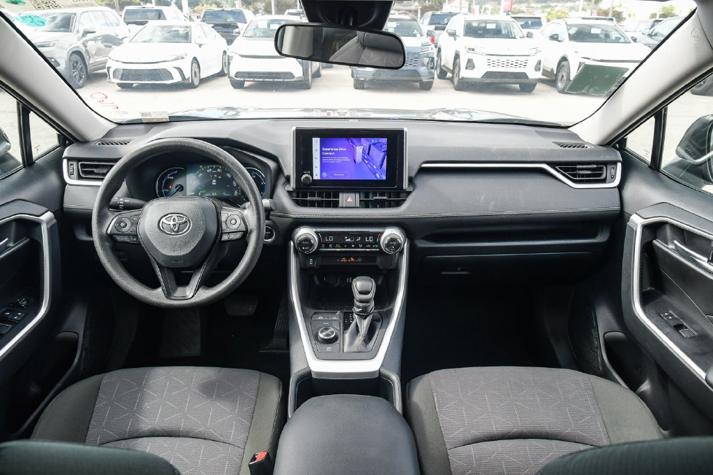 Thumbnail: 2025 Toyota RAV4 - 8