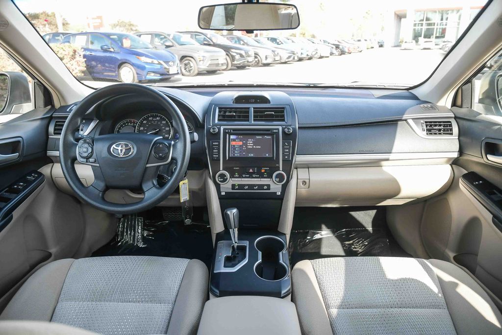 Thumbnail: 2012 Toyota Camry - 9