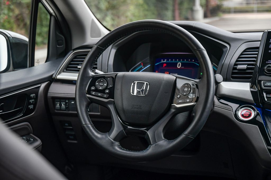 Thumbnail: 2018 Honda Odyssey - 2