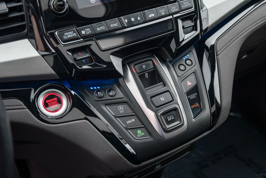 Thumbnail: 2018 Honda Odyssey - 26