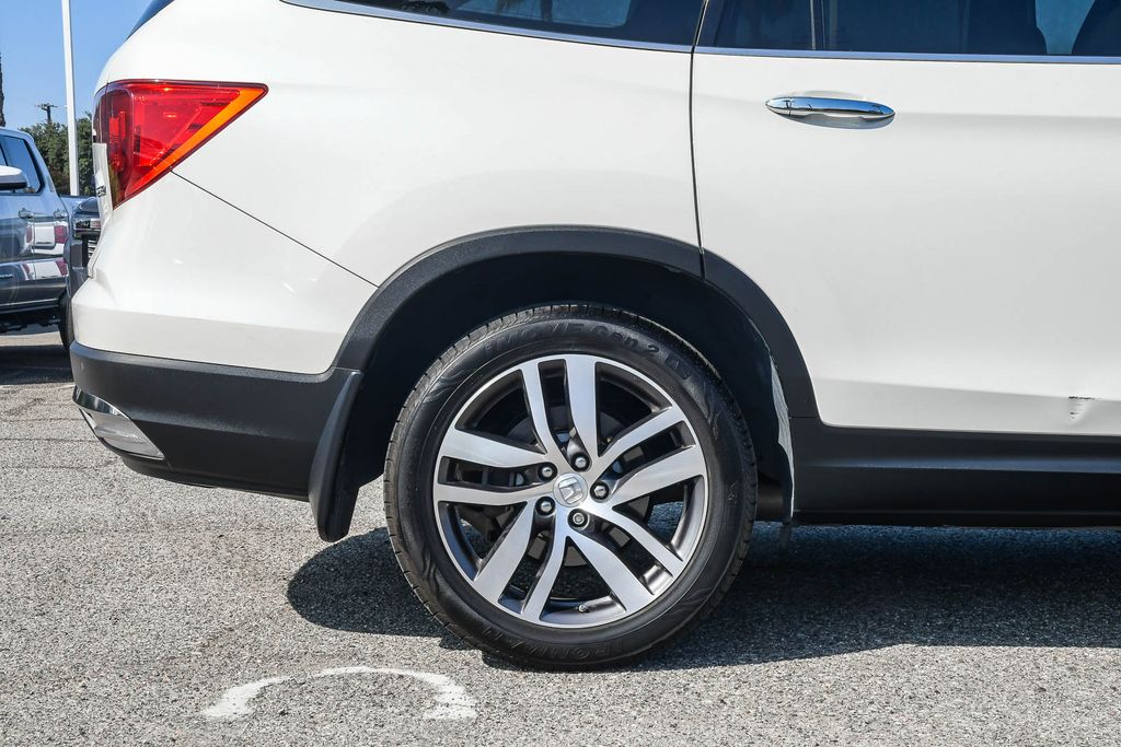 Thumbnail: 2016 Honda Pilot - 6