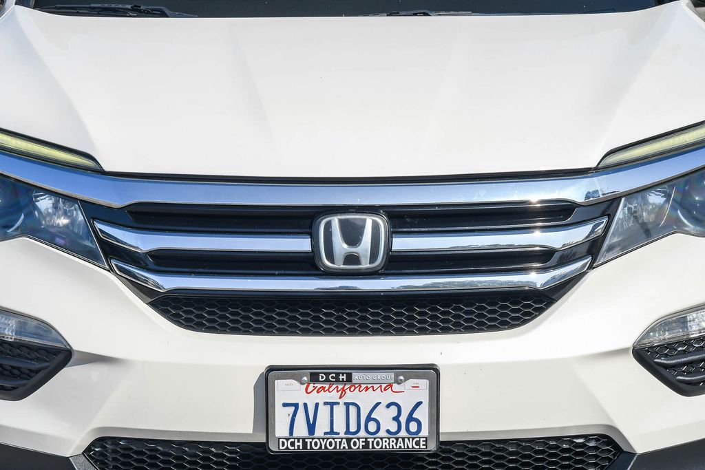 Thumbnail: 2016 Honda Pilot - 18